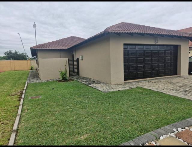3 BEDROOM HOUSE FOR SALE IN THERESA PARK